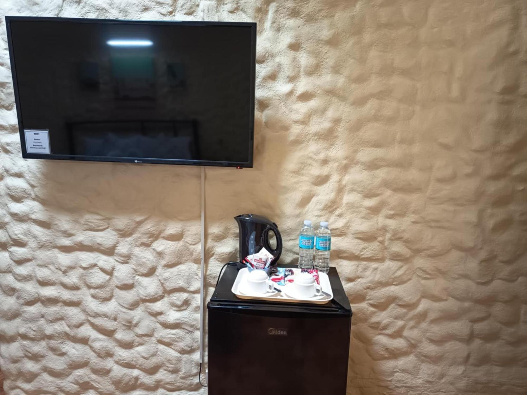 Midnite Inn Panglao Εξωτερικό φωτογραφία